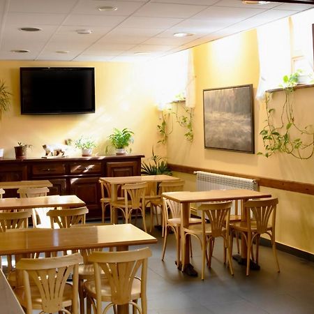 Pensio La Creu Hotel Естери д'Анеу Екстериор снимка