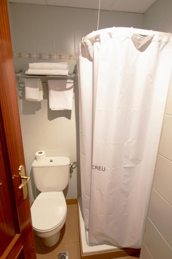 Pensio La Creu Hotel Естери д'Анеу Екстериор снимка